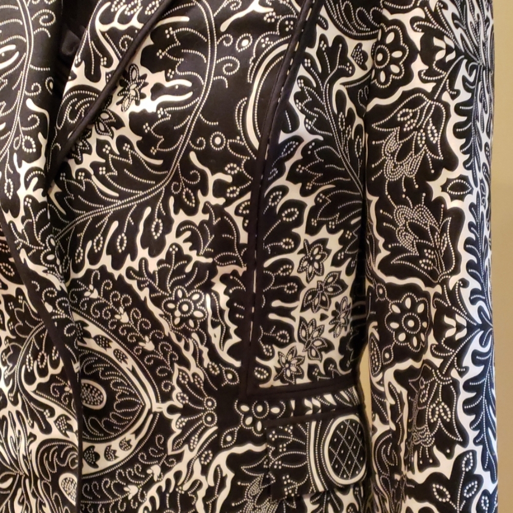 Jacket - Picture 3 of 6